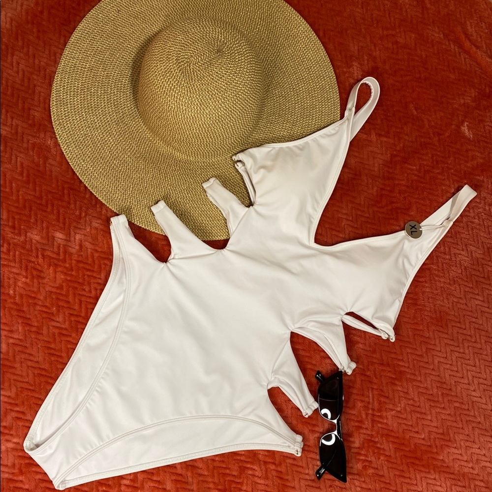 NWT Forever21 White Swan Cutout One Piece Swimsuit